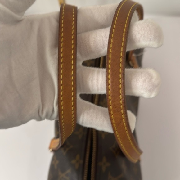 Louis Vuitton Papillon Monogram Brown Handbag - Picture 4 of 9